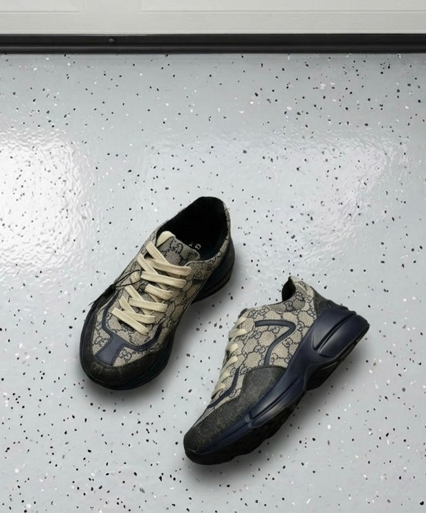 Guc Schuhe